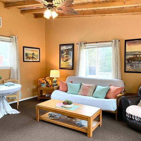 Riverview Cozy Home By The River Klamath Exterior foto